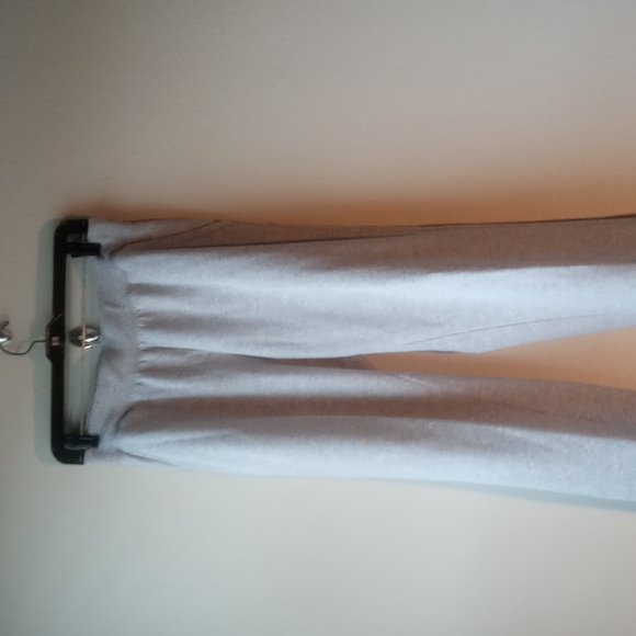 Time and Tru Sweatpants - Picture 2 of 6